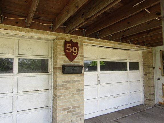 4th image of 59 Petunia St