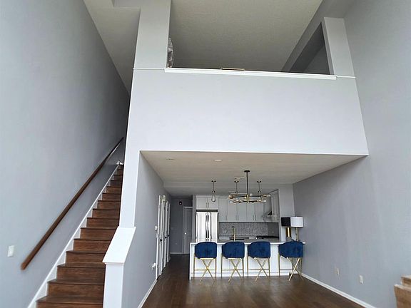3rd image of 358 Rector St APT 321