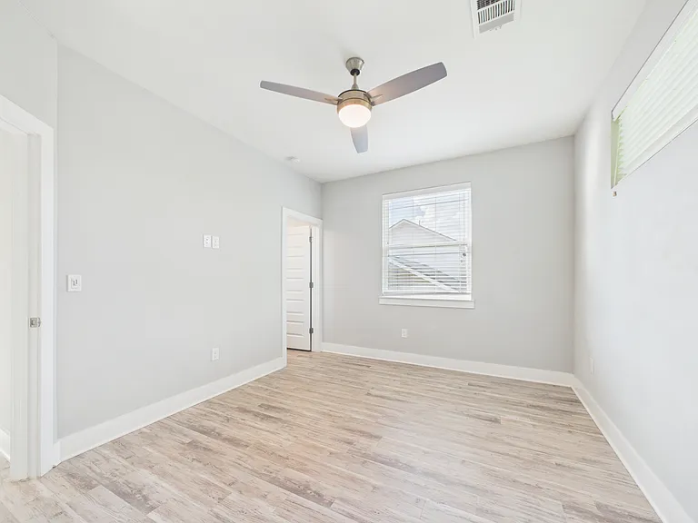 6713 Porter St #B — Photo 20