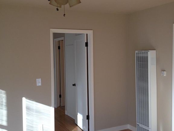 2nd image of 2735 Broad St
