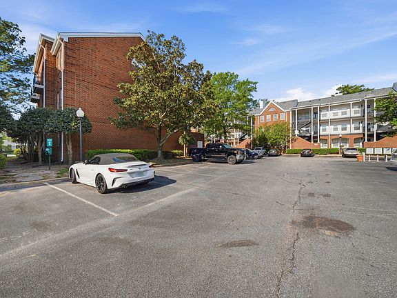 4th image of 205 Westover Ave APT 1-203