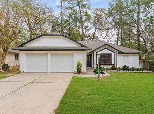 30 N Drifting Leaf Ct, Spring, TX 77380