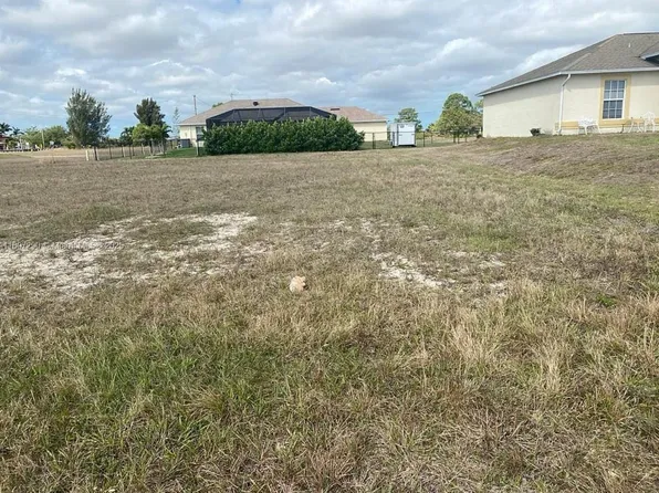 1608 NW 8th Pl, Cape Coral, FL 33993
