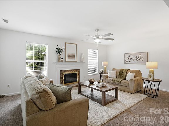 5th image of 8802 Tarpan Ct