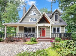 16456 Lakeshore Rd, Union Pier, MI 49129