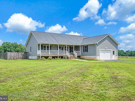 4th image of 7295 Cornfield Ln