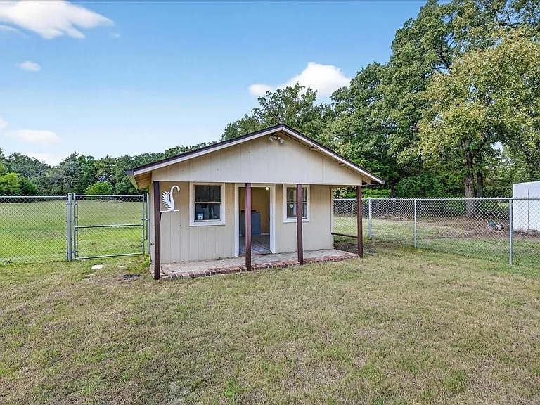 She-shed, storage, or green house...you choose!