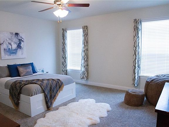 3rd image of 10805 Culberson Dr