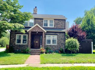 60 High St, Wayne, NJ 07470