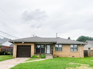 2215 NW Cheyenne Ave, Lawton, OK 73505