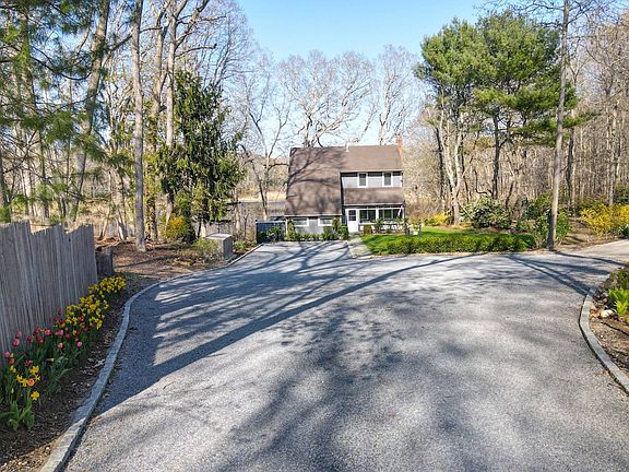 3rd image of 1526 Bridgehampton Sag Hbr