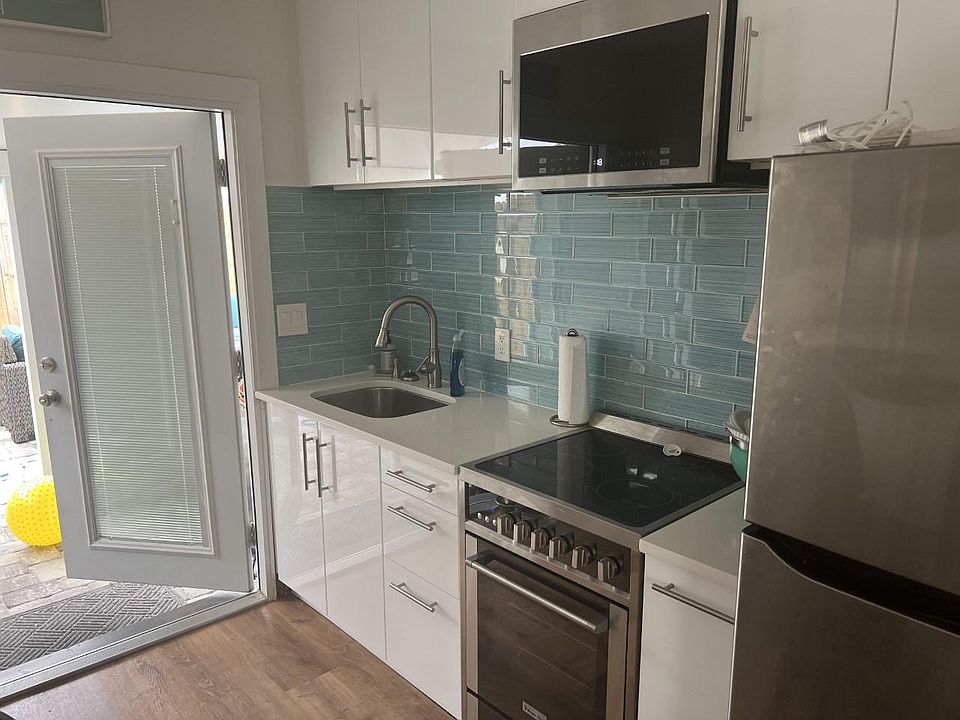 1st image of 410 Cedar Ave #A