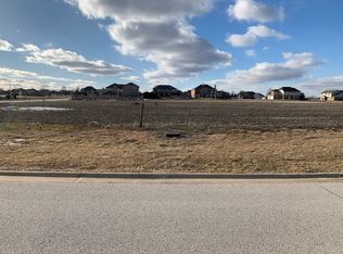 513 Diamond Dr, Manteno, IL