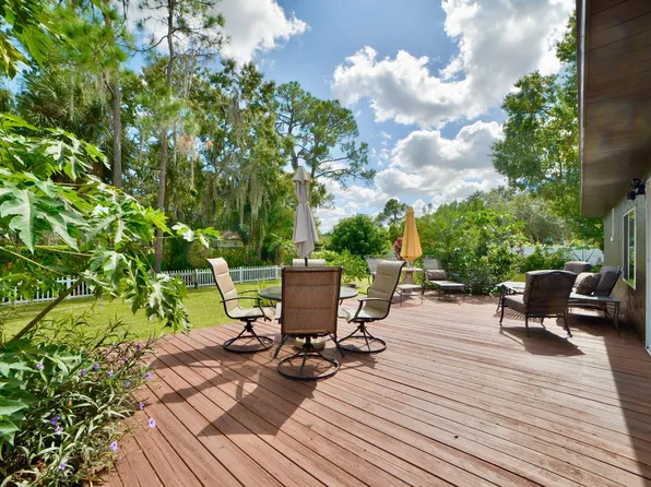 3060 Lakeview Dr, Sebring, FL 33870