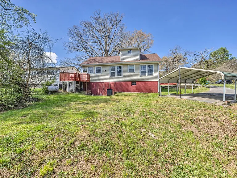 156 Greens Lake Rd — Photo 33