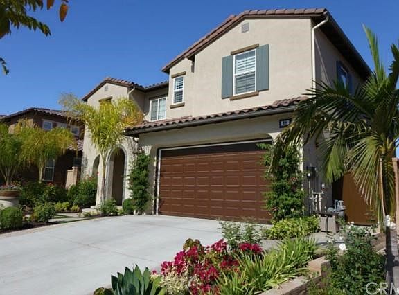2nd image of 32 Anacapa Ln