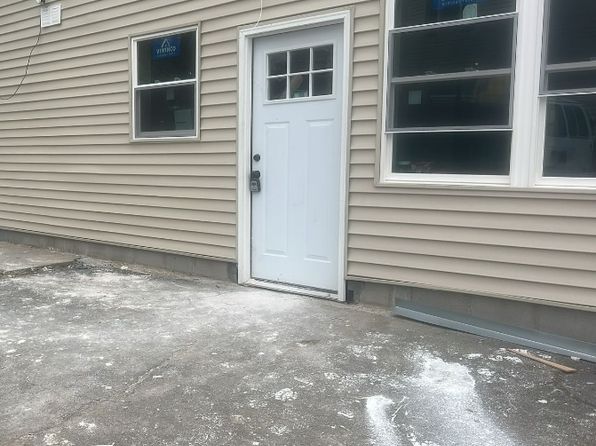 43 Main St #C