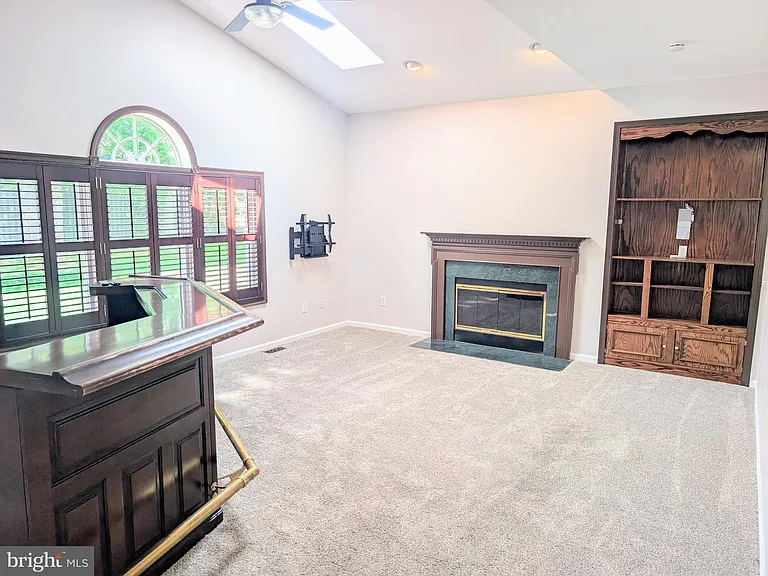 114 Lenape Dr — Photo 15