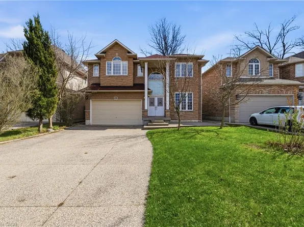 28 Shrewsbury St, Hamilton, ON L9K 1P9