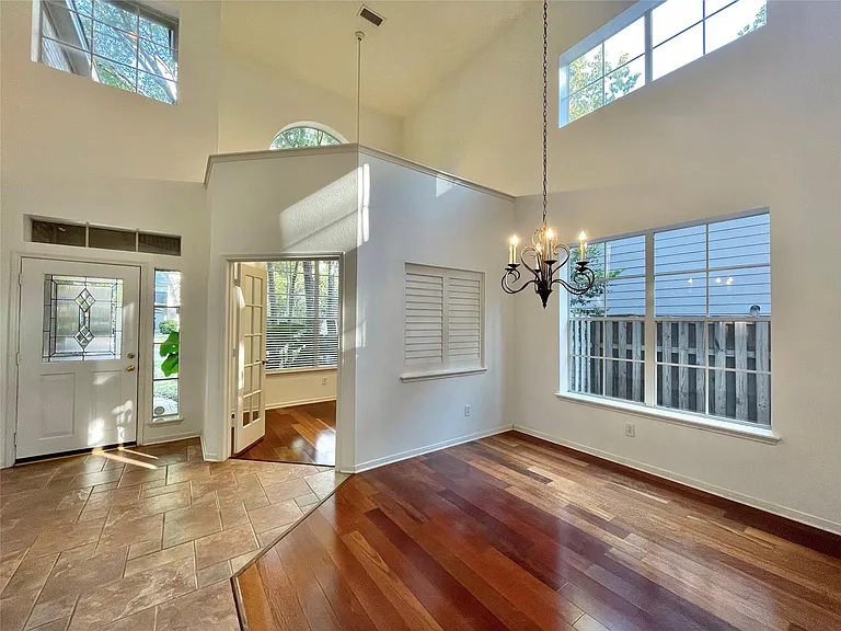 11 Dalea Pl — Photo 3