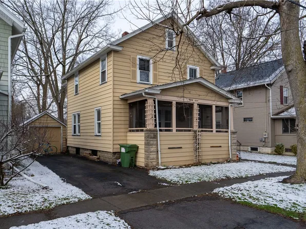 27 Clay St, Dansville, NY 14437