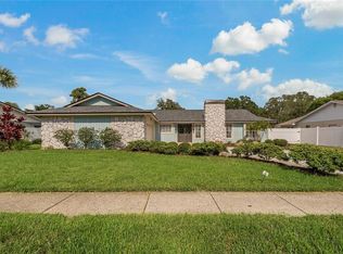 863 Rustic Oaks Dr, Palm Harbor, FL 34684