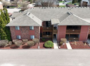 16486 Clarkson Dr, Fraser, MI 48026