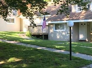 2 School St APT 3B, Poughkeepsie, NY 12601