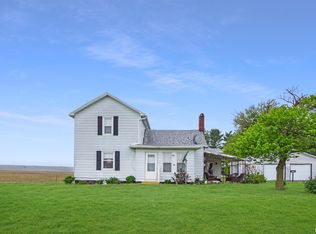 23215 N Route 40, Edelstein, IL 61526