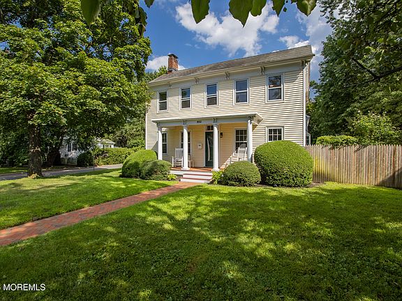 2nd image of 852 River Road