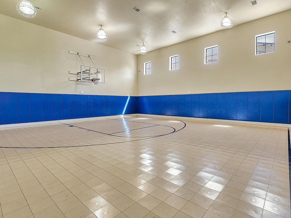 Indoor Basketball at Mission Hills Apartments, Texas, 78258