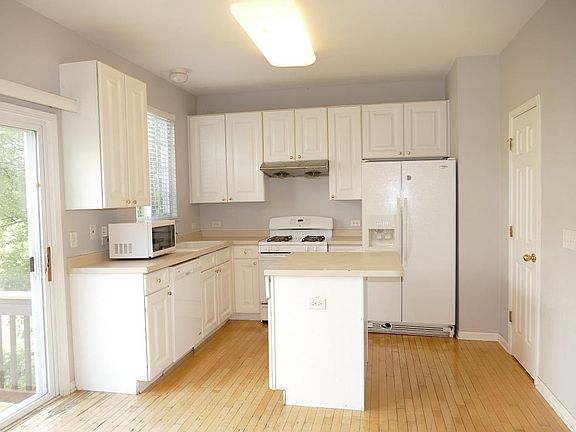 4th image of 1801 Indian Hill Ln