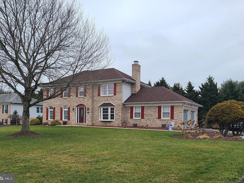 1st image of 133 Bernice Dr