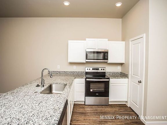 4th image of 2111 N Jayton Ave #A