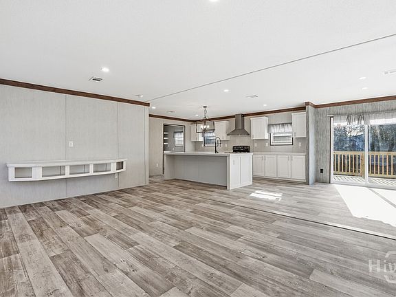 4th image of 213 Ridge Road