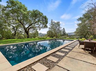 5 Los Dedos Rd, Orinda, CA 94563