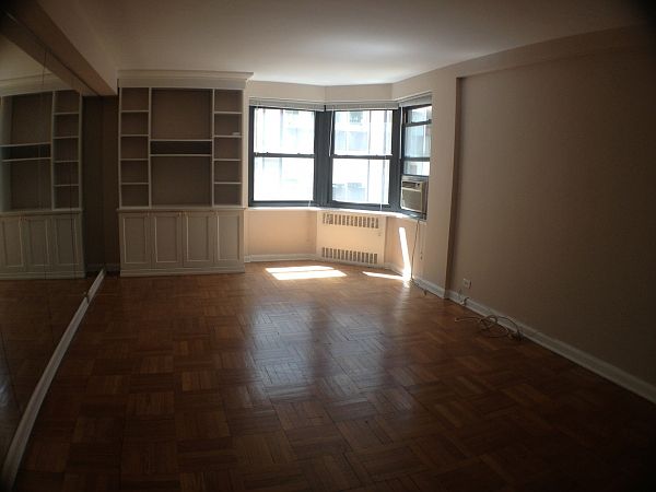 1st image of 135 E 54th St APT 8M