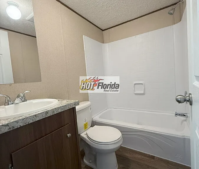 1357 Sparrow Rd — Photo 4