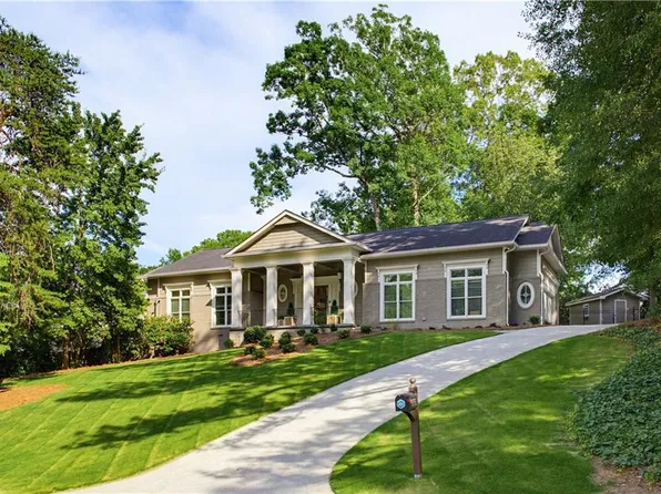 3335 Ferncliff Pl NE, Atlanta, GA 30324