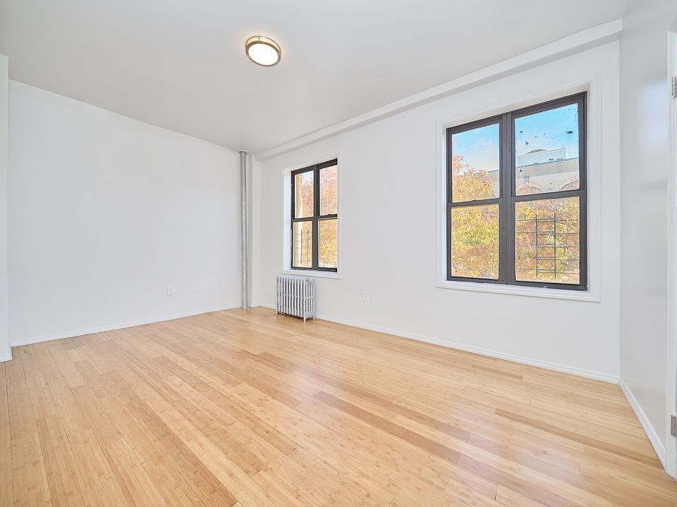 1st image of 3569 Broadway APT 2C
