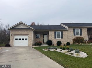 539 Great Oak Ct, Woodstock, VA