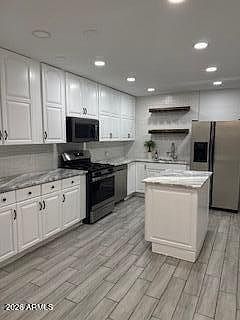 2nd image of 1622 E CAMPBELL Avenue #Y