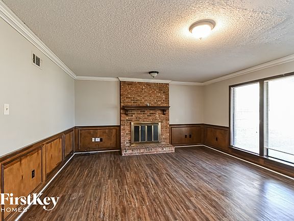 4th image of 8538 Chimneyrock Blvd