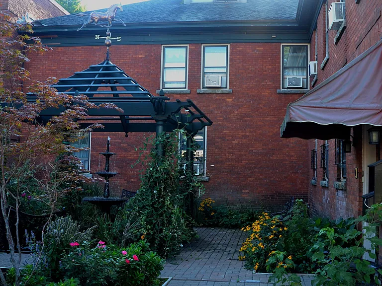 72 Union Ave #6 — Photo 5