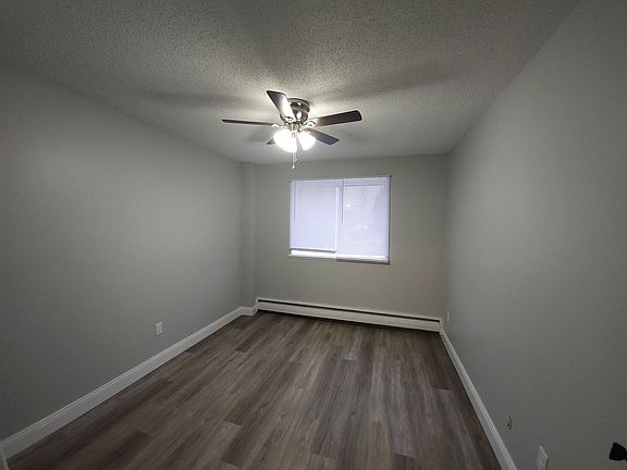 2nd image of 455 Maryland Ave W #107