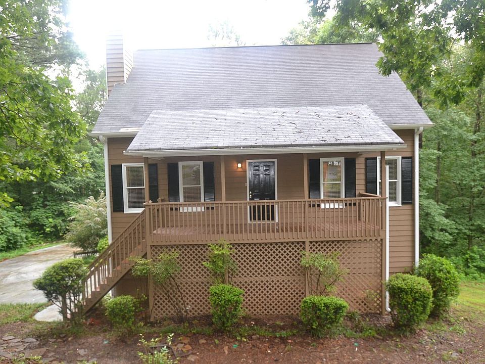 1st image of 413 Vivian Way