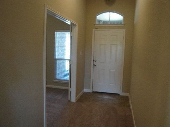 5th image of 231 Creekview Way