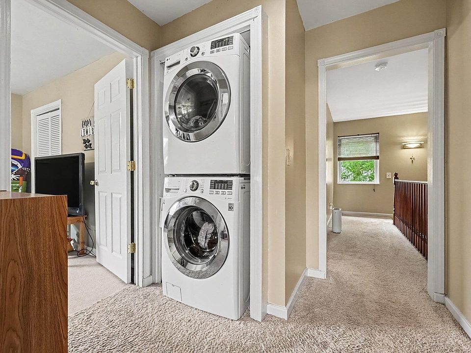 4176 Pleasant Dr, photo 24
