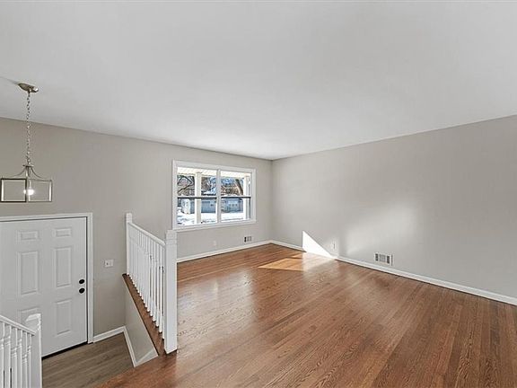 2nd image of 309 Belmont St
