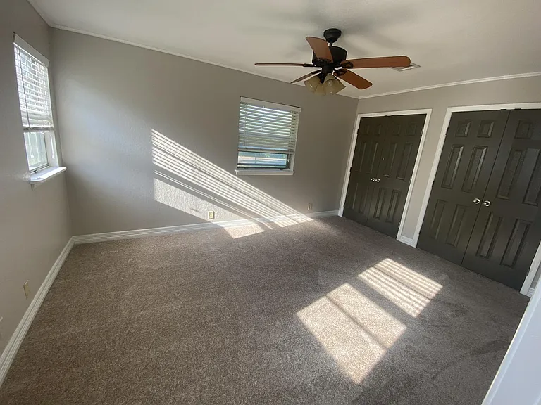 1818 W Cedar St — Photo 13